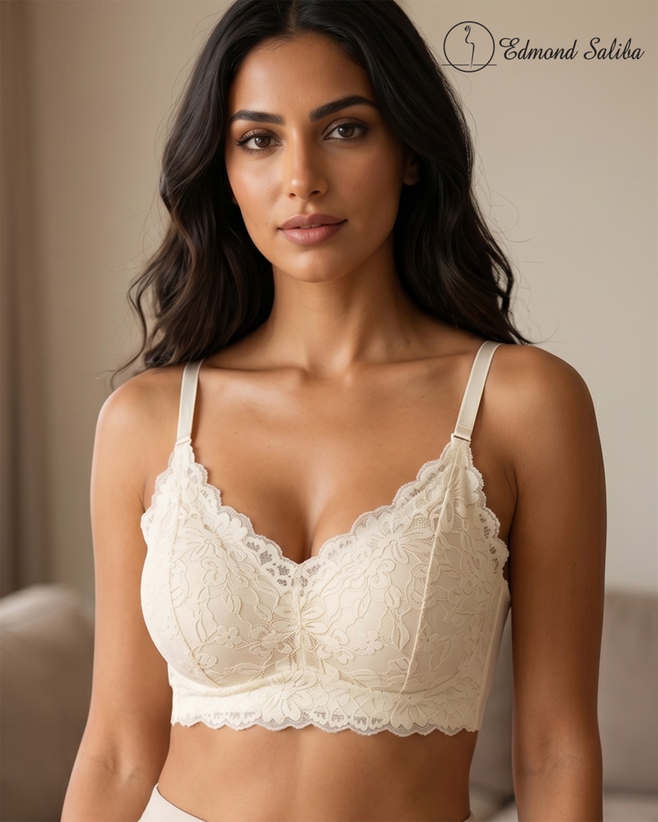 Lazer cut bra with dentelle